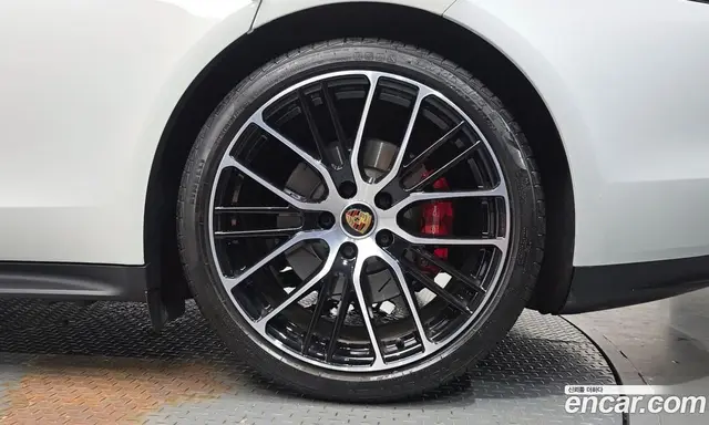 Porsche Panamera 2021 4.0 автомат (гидро), миниатюра 6