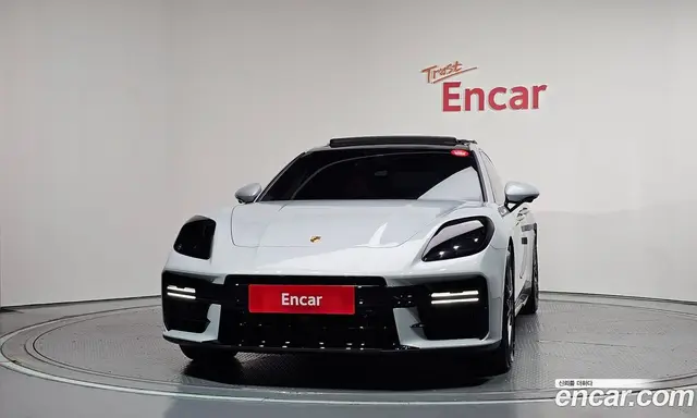 Porsche Panamera 2025 4.0 автомат (гидро), миниатюра 3