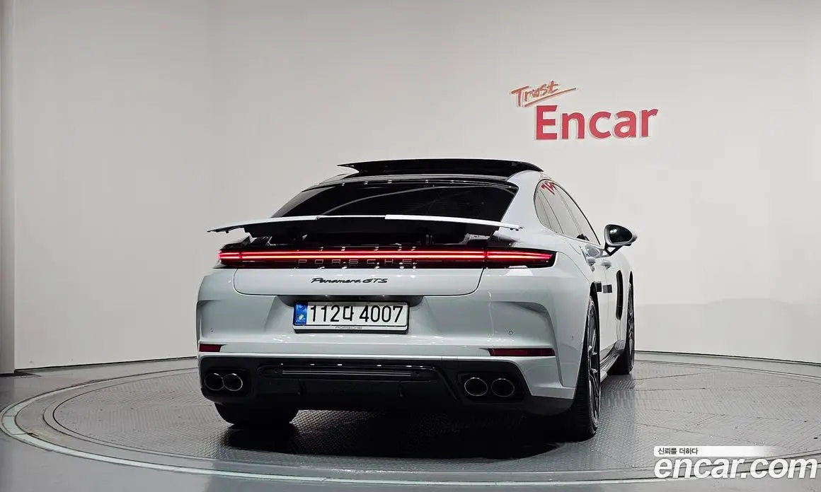 Porsche Panamera 2025 4.0 автомат (гидро), фото 4