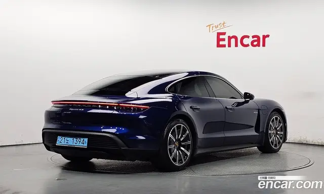 Porsche Taycan 2021 0.1 автомат (гидро), миниатюра 2 Porsche Taycan 2021 0.1 автомат (гидро), миниатюра 2