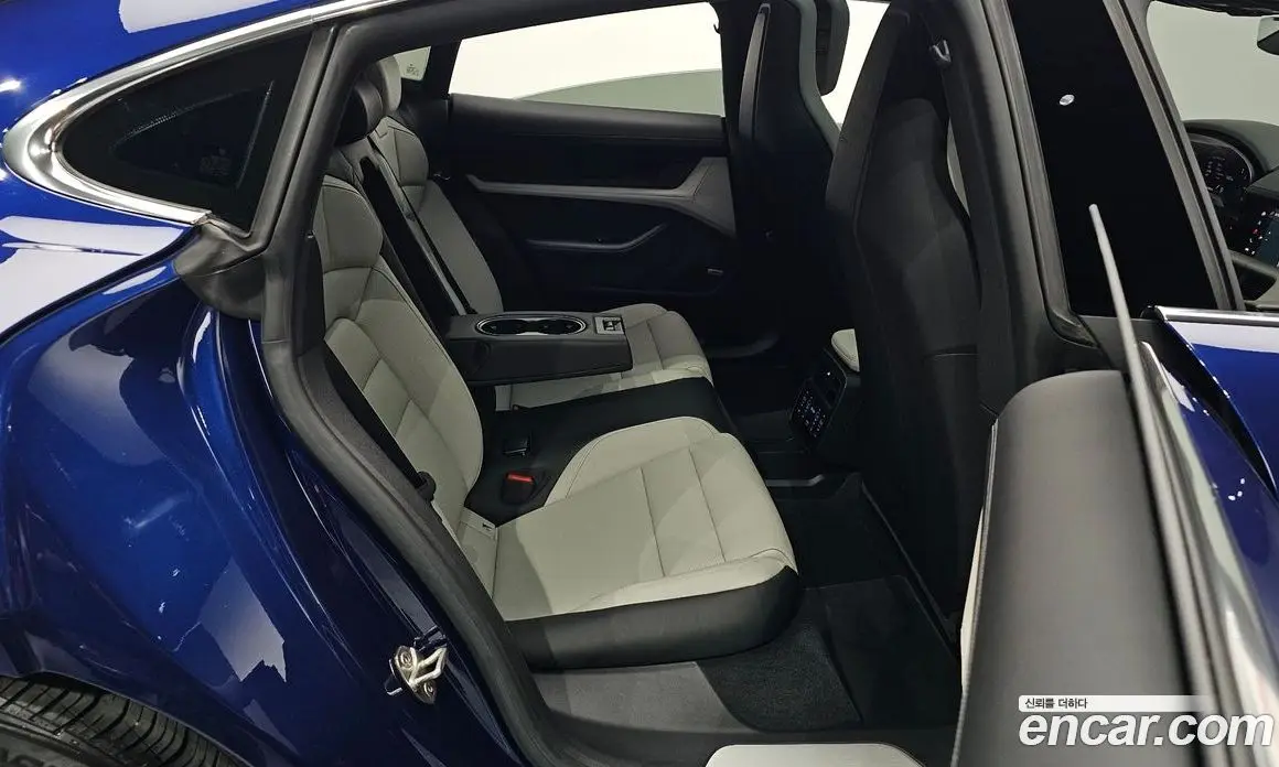 Porsche Taycan 2021 0.1 автомат (гидро), фото 11 Porsche Taycan 2021 0.1 автомат (гидро), фото 11