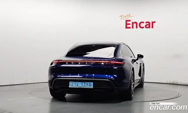 Porsche Taycan 2021 0.1 автомат (гидро), миниатюра 4 Porsche Taycan 2021 0.1 автомат (гидро), миниатюра 4