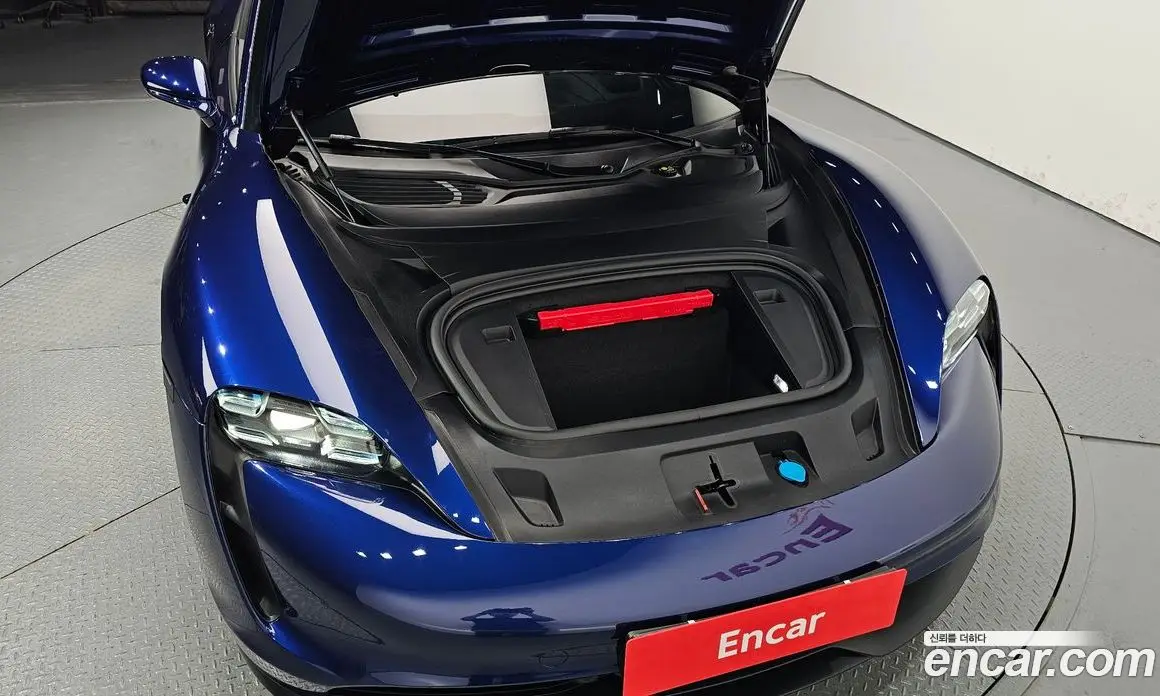Porsche Taycan 2021 0.1 автомат (гидро), фото 6 Porsche Taycan 2021 0.1 автомат (гидро), фото 6