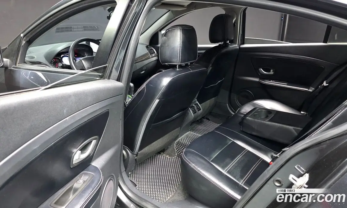 Renault (Samsung) SM3 2014 1.6 автомат (гидро), фото 18 Renault (Samsung) SM3 2014 1.6 автомат (гидро), фото 18