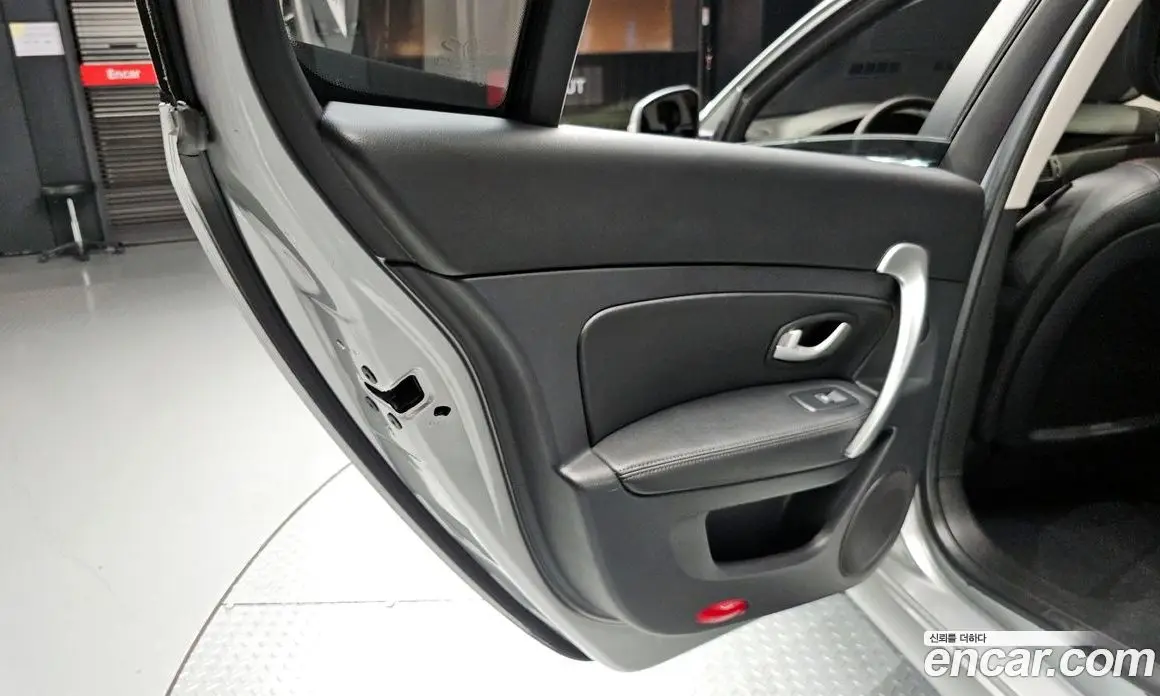 Renault (Samsung) SM5 2013 2.0 автомат (гидро), фото 15 Renault (Samsung) SM5 2013 2.0 автомат (гидро), фото 15