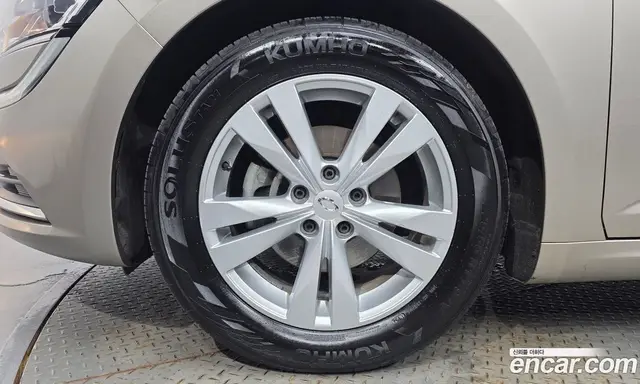 Renault (Samsung) SM6 2016 2.0 автомат (гидро), миниатюра 5 Renault (Samsung) SM6 2016 2.0 автомат (гидро), миниатюра 5