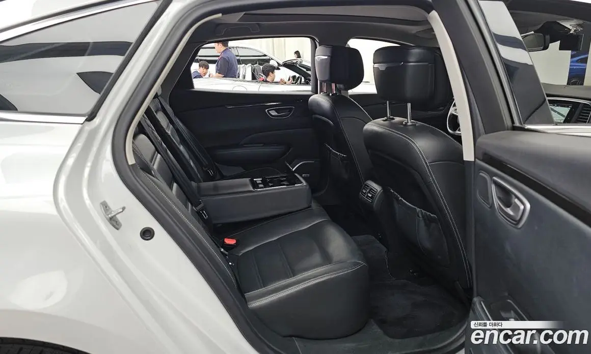 Renault (Samsung) SM6 2017 2.0 автомат (гидро), фото 18 Renault (Samsung) SM6 2017 2.0 автомат (гидро), фото 18