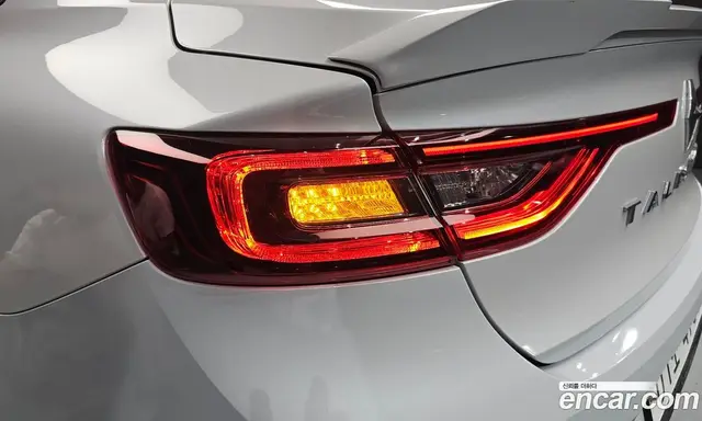 Renault (Samsung) SM6 2018 2.0 автомат (гидро), миниатюра 9 Renault (Samsung) SM6 2018 2.0 автомат (гидро), миниатюра 9