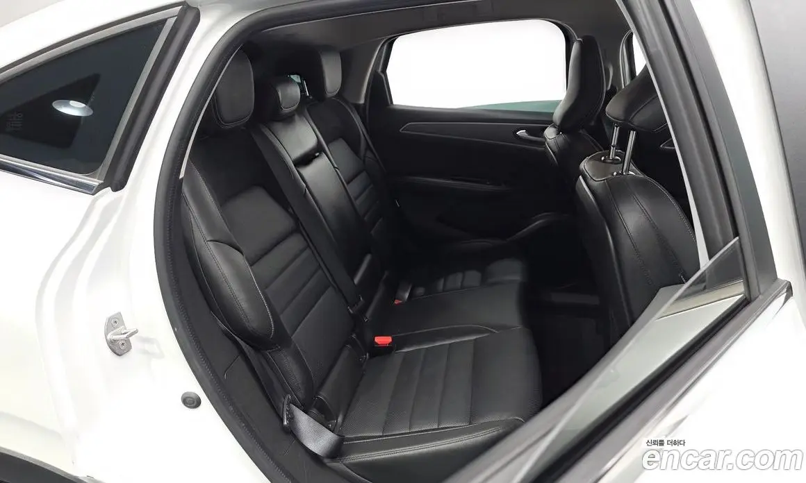 Renault (Samsung) XM3 2022 1.6 автомат (гидро), фото 16 Renault (Samsung) XM3 2022 1.6 автомат (гидро), фото 16