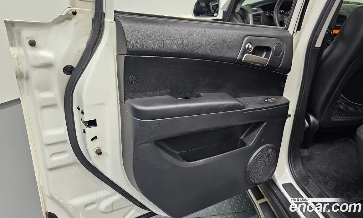 SsangYong Korando 2013 2.0 автомат (гидро), фото 15