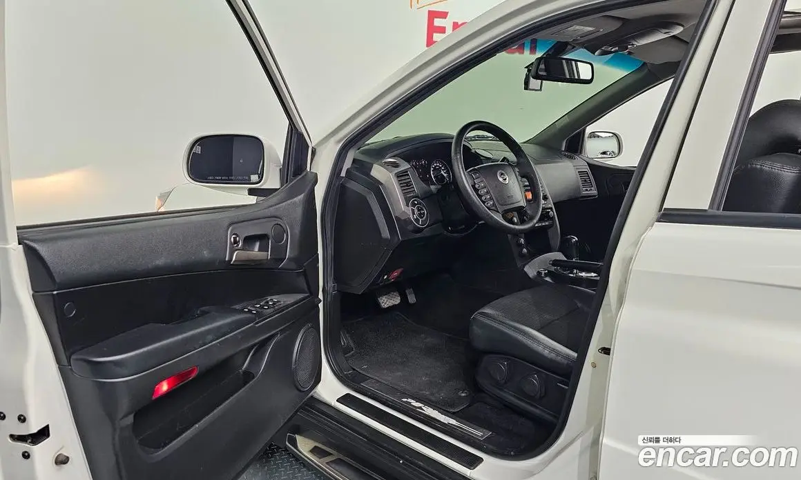 SsangYong Korando 2013 2.0 автомат (гидро), фото 16