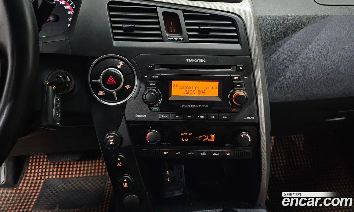 SsangYong Korando 2014 2.0 автомат (гидро), фото 16