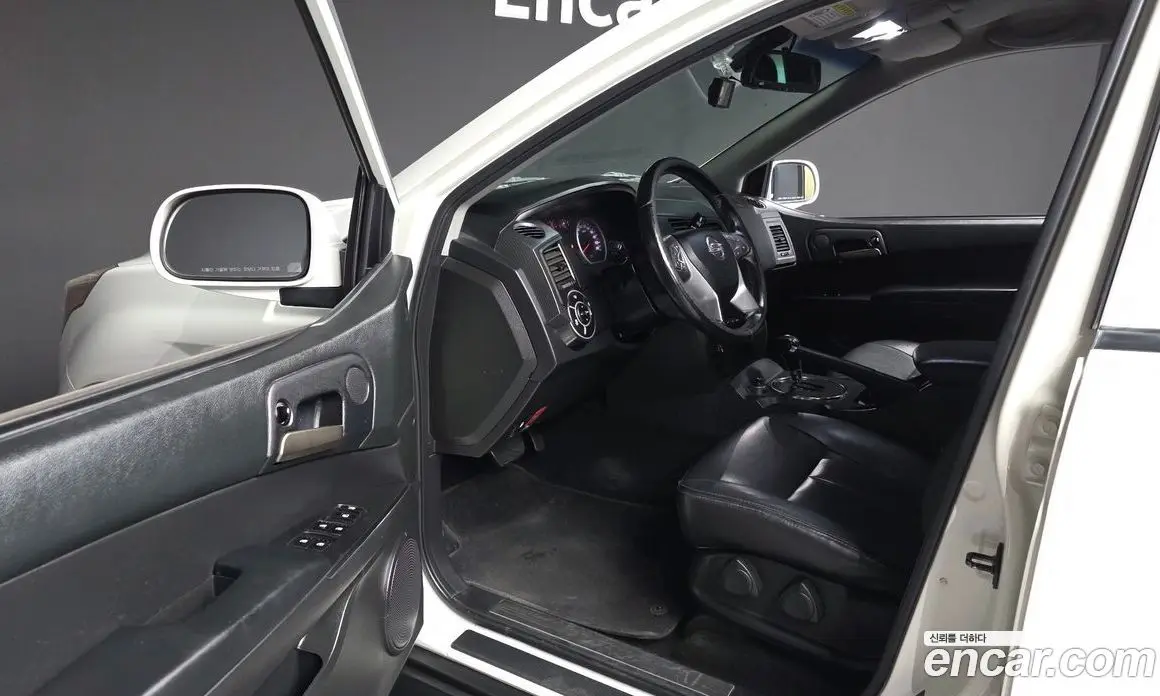 SsangYong Korando 2015 2.0 автомат (гидро), фото 13