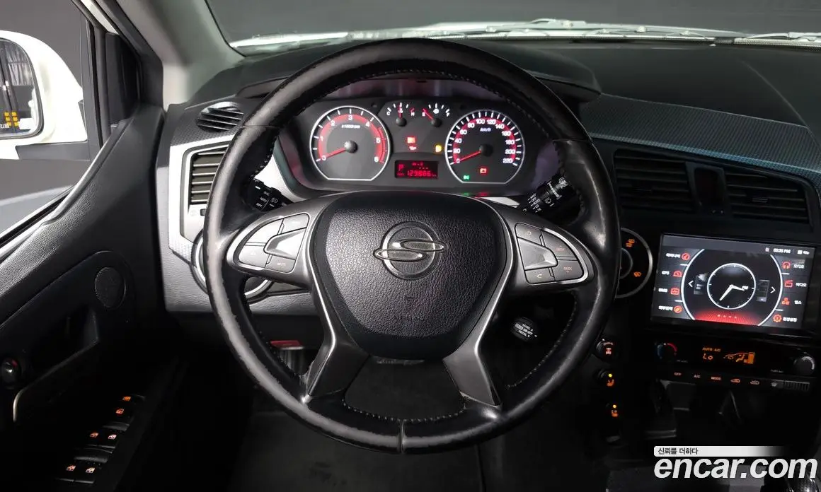 SsangYong Korando 2015 2.0 автомат (гидро), фото 19