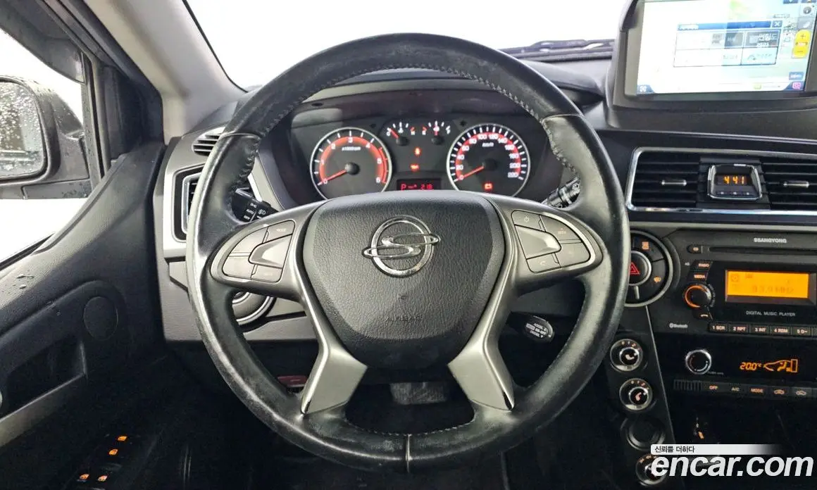 SsangYong Korando 2016 2.0 автомат (гидро), фото 19