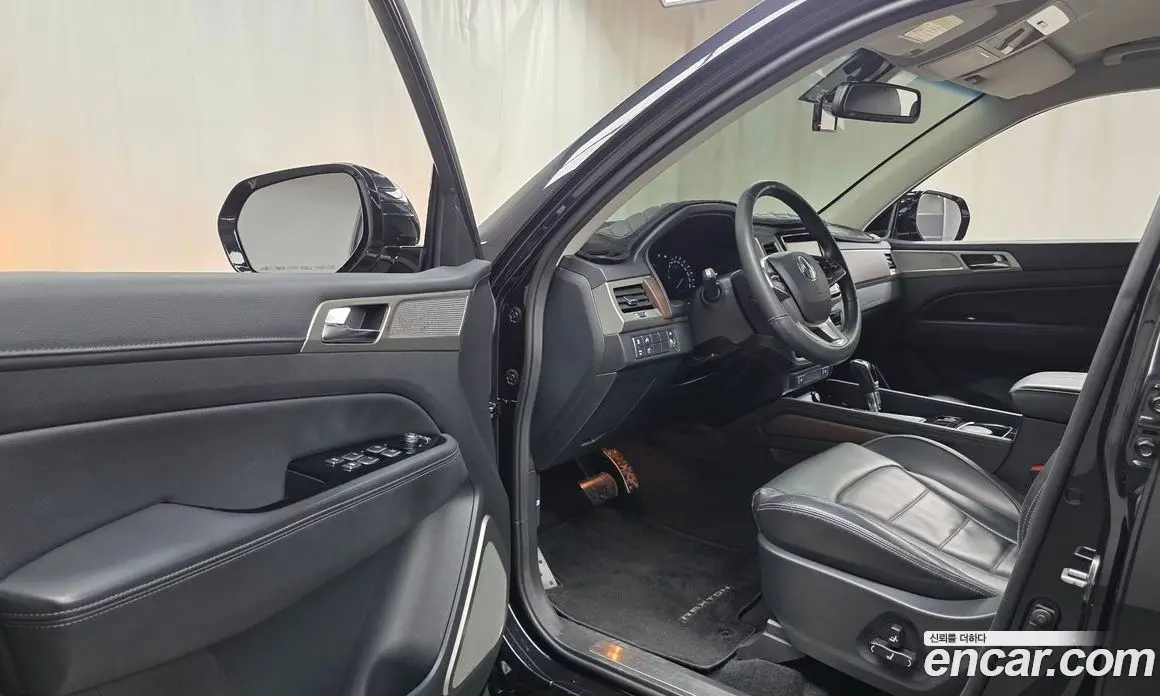 SsangYong Rexton 2018 2.2 автомат (гидро), фото 13