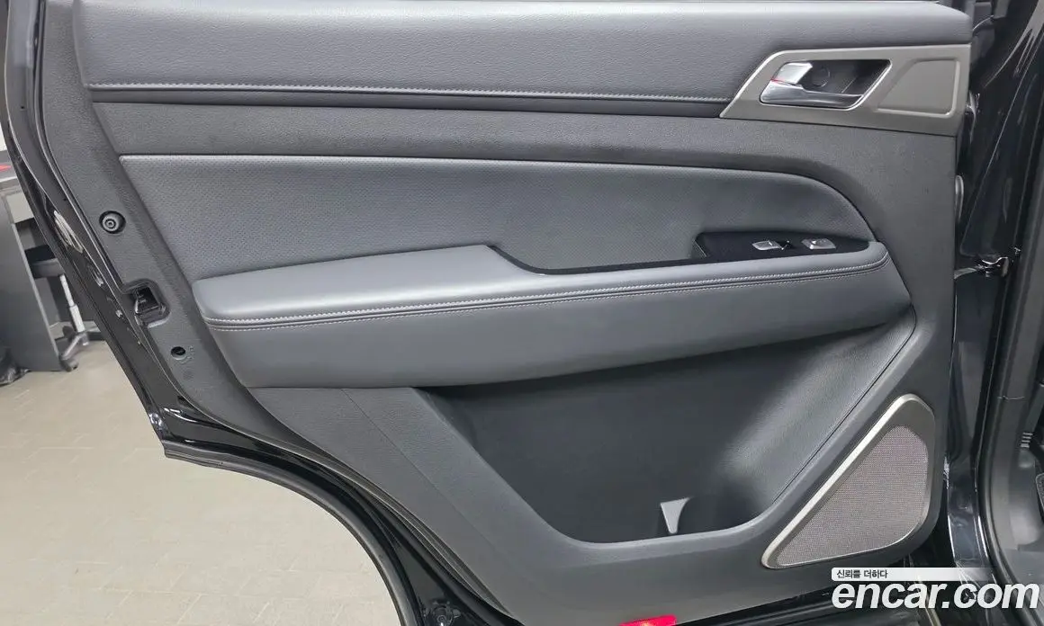 SsangYong Rexton 2018 2.2 автомат (гидро), фото 15