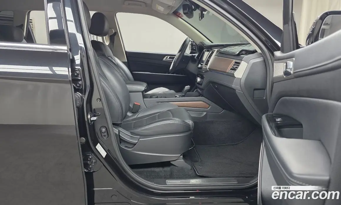 SsangYong Rexton 2018 2.2 автомат (гидро), фото 16