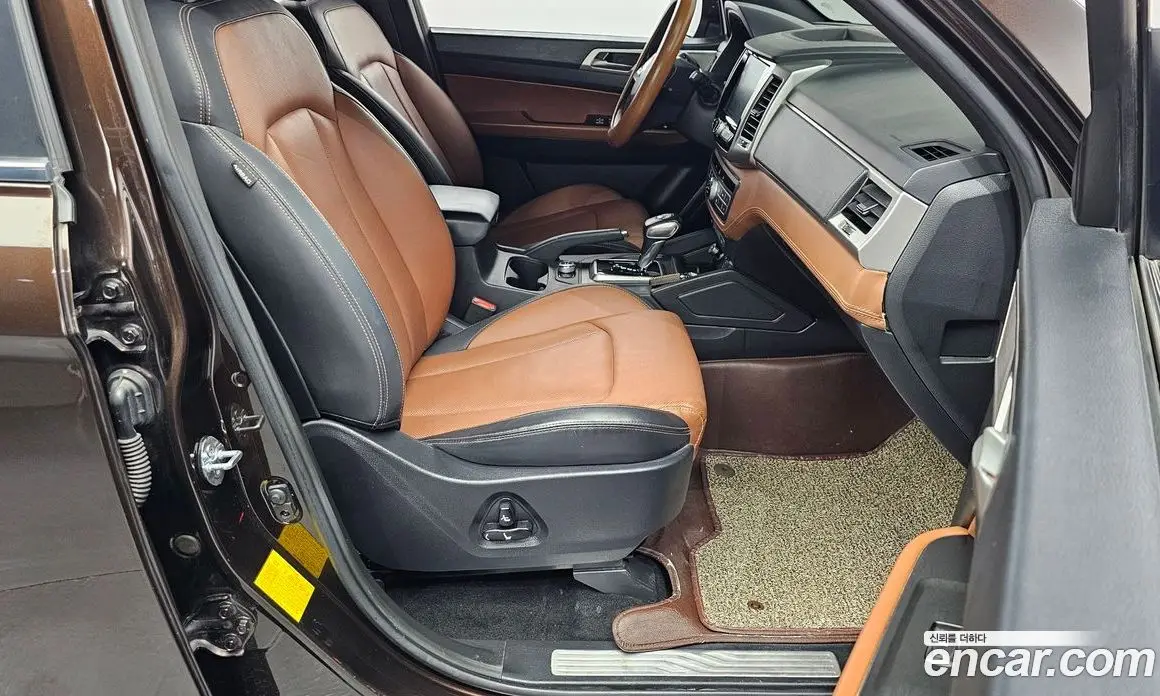 SsangYong Rexton 2019 2.2 автомат (гидро), фото 16