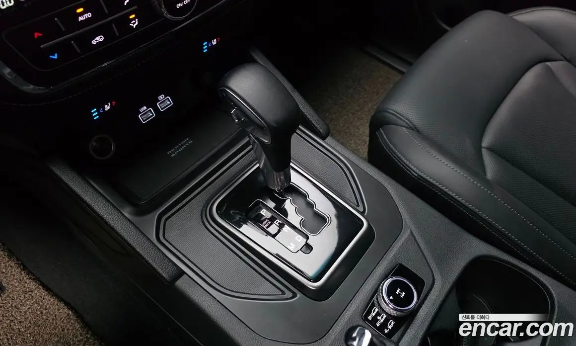 SsangYong Rexton 2022 2.2 автомат (гидро), фото 12