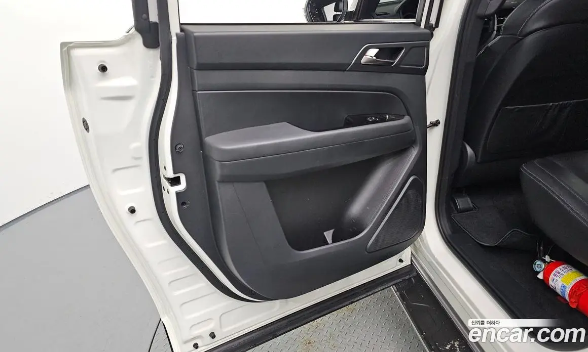 SsangYong Rexton 2025 2.2 автомат (гидро), фото 15 SsangYong Rexton 2025 2.2 автомат (гидро), фото 15