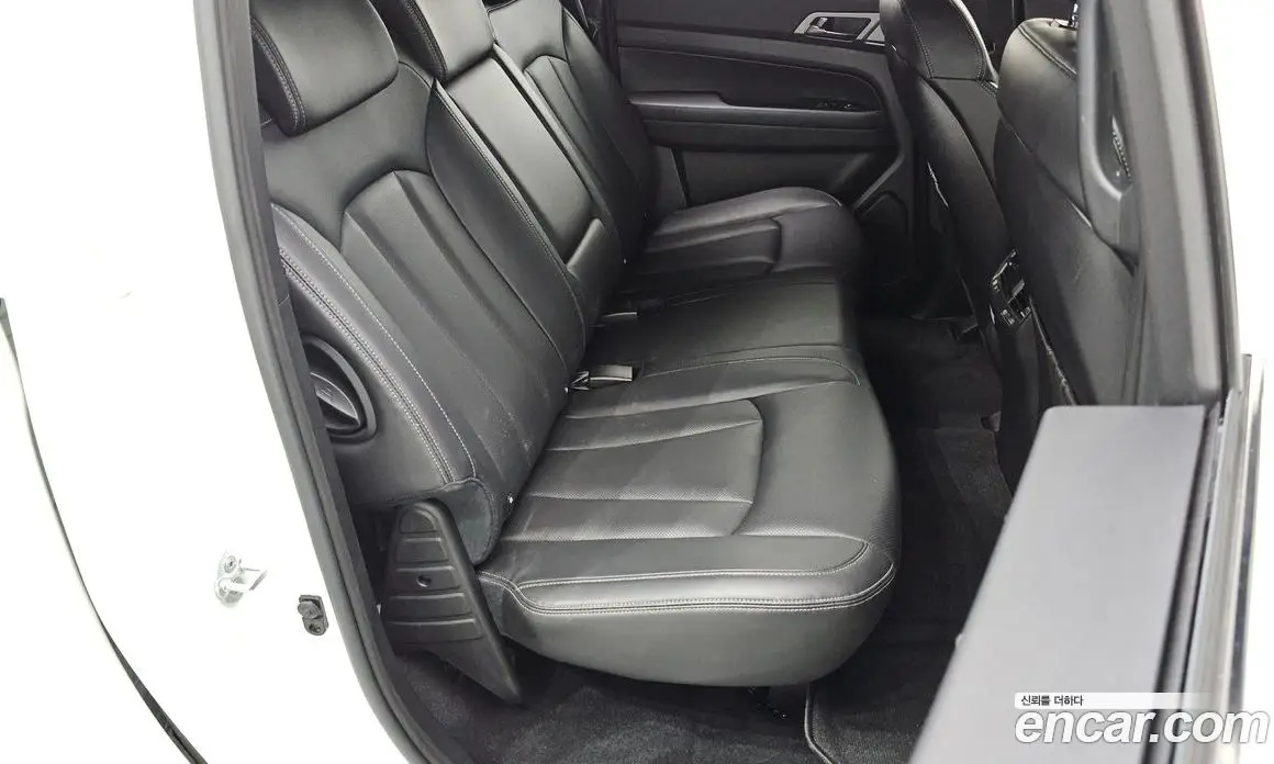 SsangYong Rexton 2025 2.2 автомат (гидро), фото 18 SsangYong Rexton 2025 2.2 автомат (гидро), фото 18