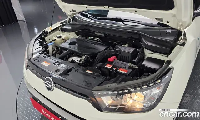 SsangYong TIBOLI 2017 1.6 автомат (гидро), миниатюра 5