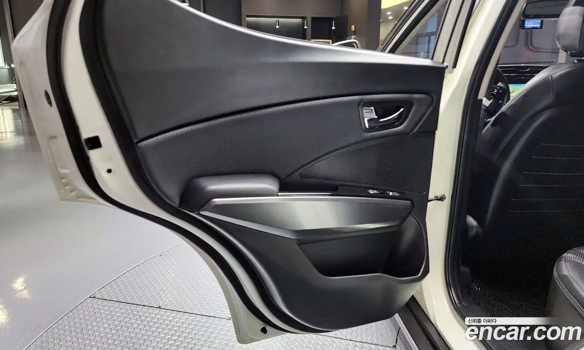 SsangYong TIBOLI 2022 1.5 автомат (гидро), фото 16
