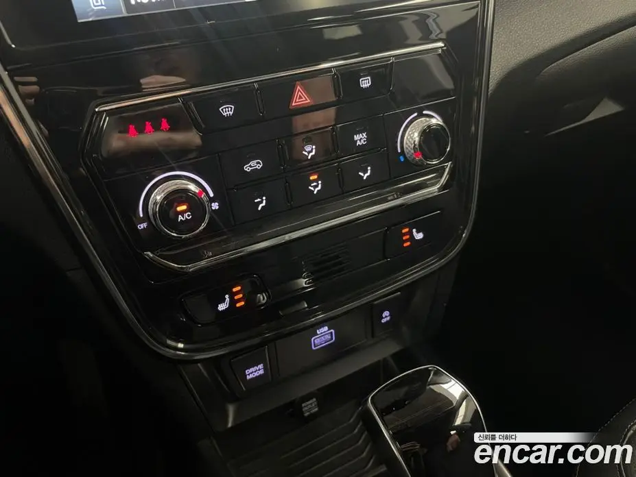 SsangYong TIBOLI 2023 1.5 автомат (гидро), фото 14
