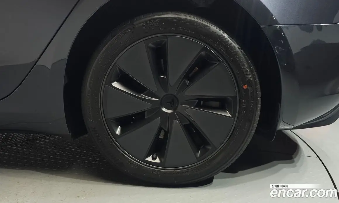 Tesla Model 3 2026 0.2 автомат (гидро), фото 6