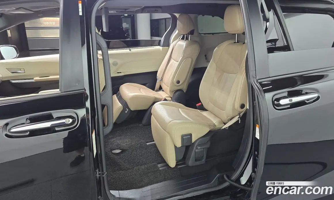 Toyota Sienna 2022 2.5 автомат (гидро), фото 17 Toyota Sienna 2022 2.5 автомат (гидро), фото 17