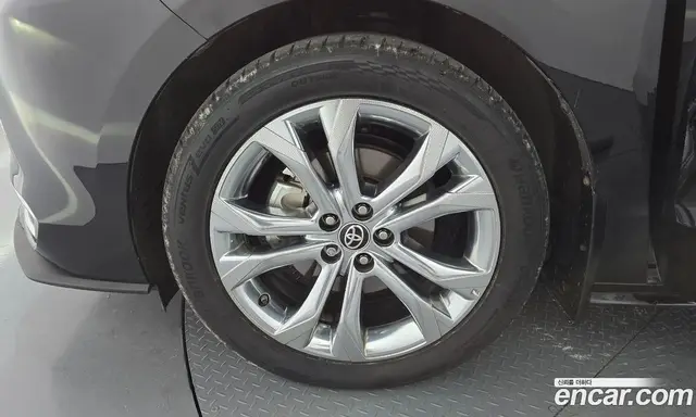 Toyota Sienna 2022 2.5 автомат (гидро), миниатюра 5 Toyota Sienna 2022 2.5 автомат (гидро), миниатюра 5