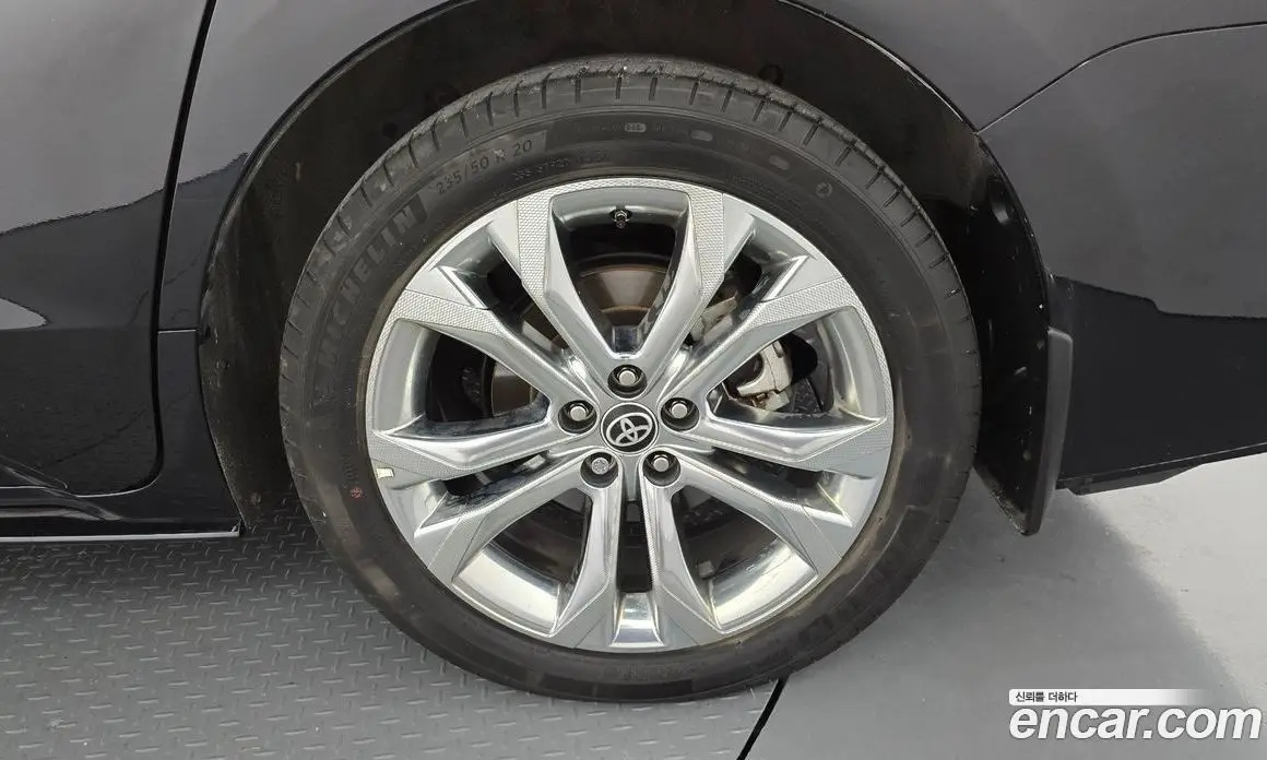 Toyota Sienna 2022 2.5 автомат (гидро), фото 7 Toyota Sienna 2022 2.5 автомат (гидро), фото 7