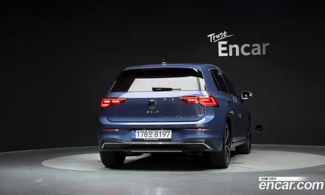 Volkswagen Golf 2026 2.0 автомат (гидро), миниатюра 4 Volkswagen Golf 2026 2.0 автомат (гидро), миниатюра 4