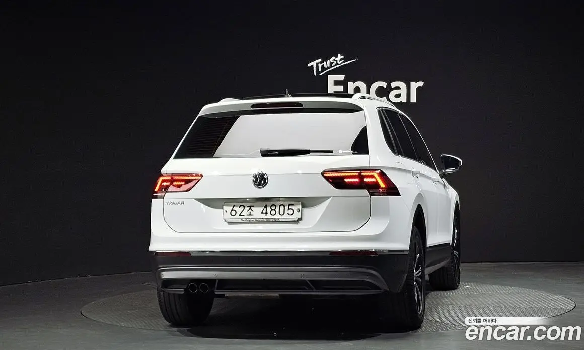 Volkswagen Tiguan 2018 2.0 автомат (гидро), фото 3