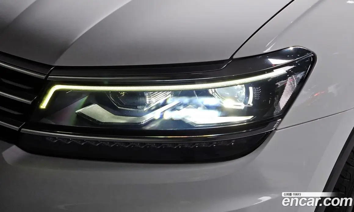 Volkswagen Tiguan 2018 2.0 автомат (гидро), фото 7