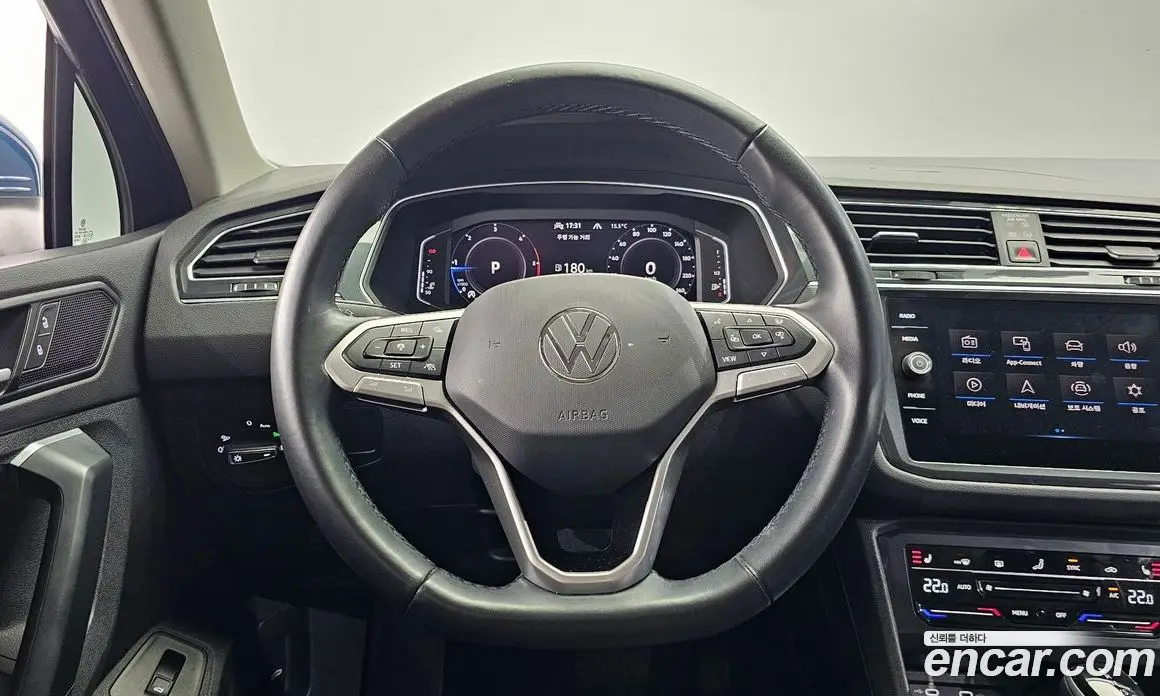 Volkswagen Tiguan 2021 2.0 автомат (гидро), фото 19