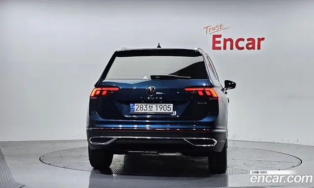 Volkswagen Tiguan 2021 2.0 автомат (гидро), миниатюра 4