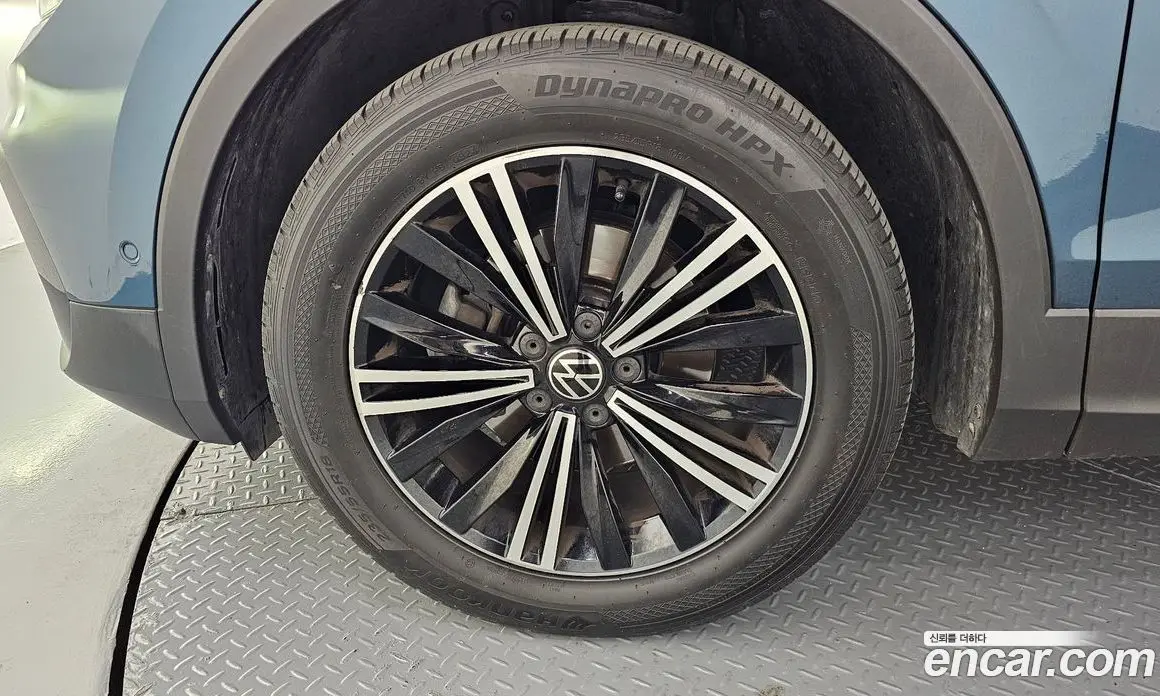 Volkswagen Tiguan 2021 2.0 автомат (гидро), фото 5