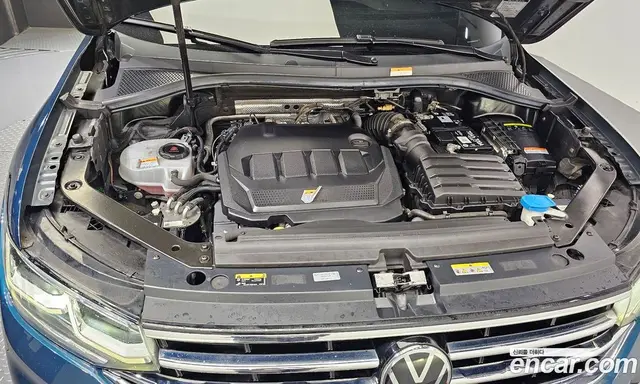 Volkswagen Tiguan 2021 2.0 автомат (гидро), миниатюра 6