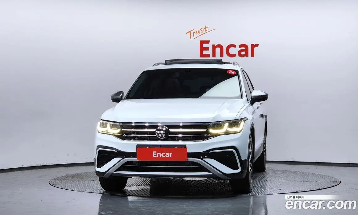 Volkswagen Tiguan 2022 2.0 автомат (гидро), фото 3