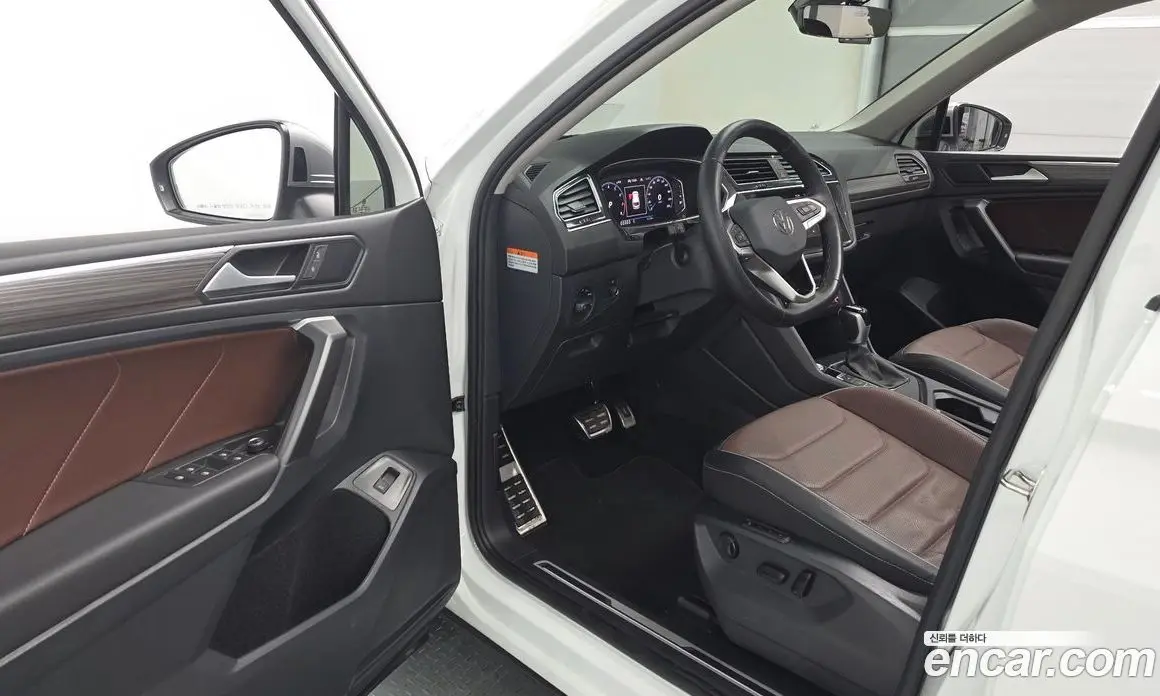 Volkswagen Tiguan 2024 2.0 автомат (гидро), фото 13