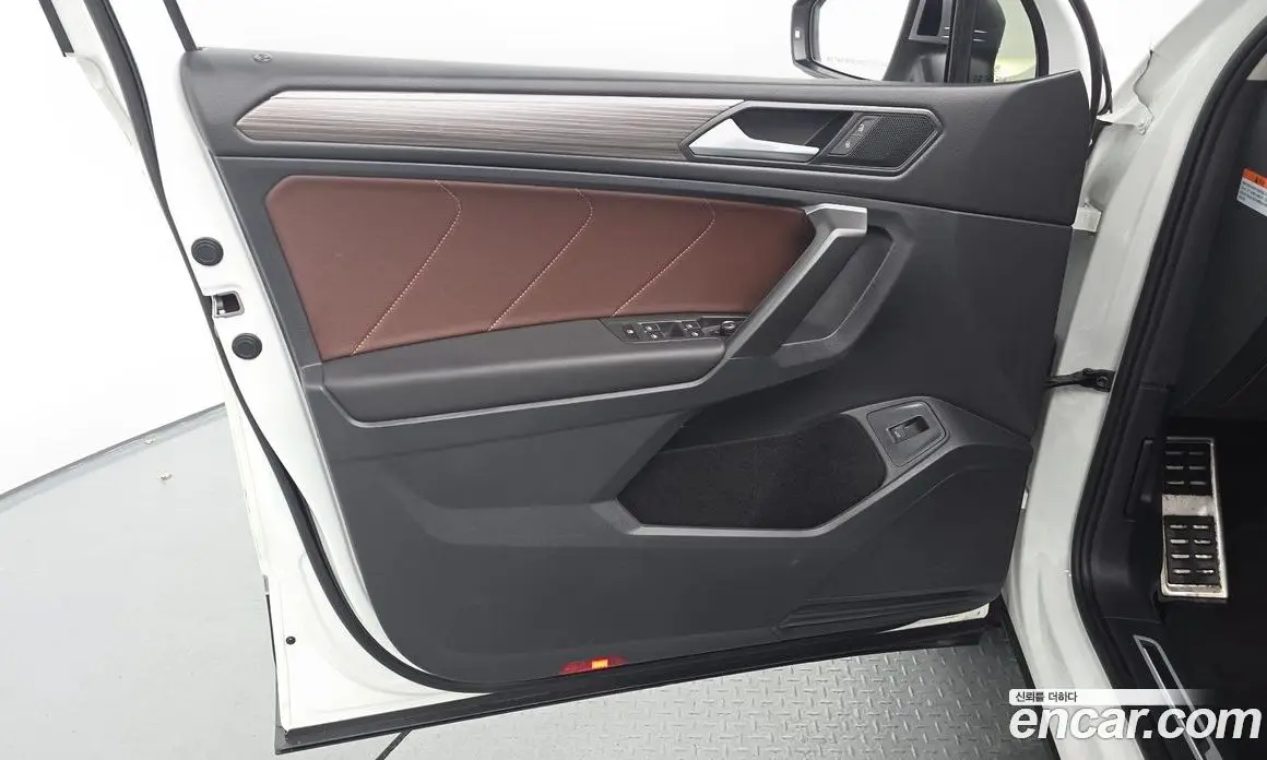 Volkswagen Tiguan 2024 2.0 автомат (гидро), фото 14