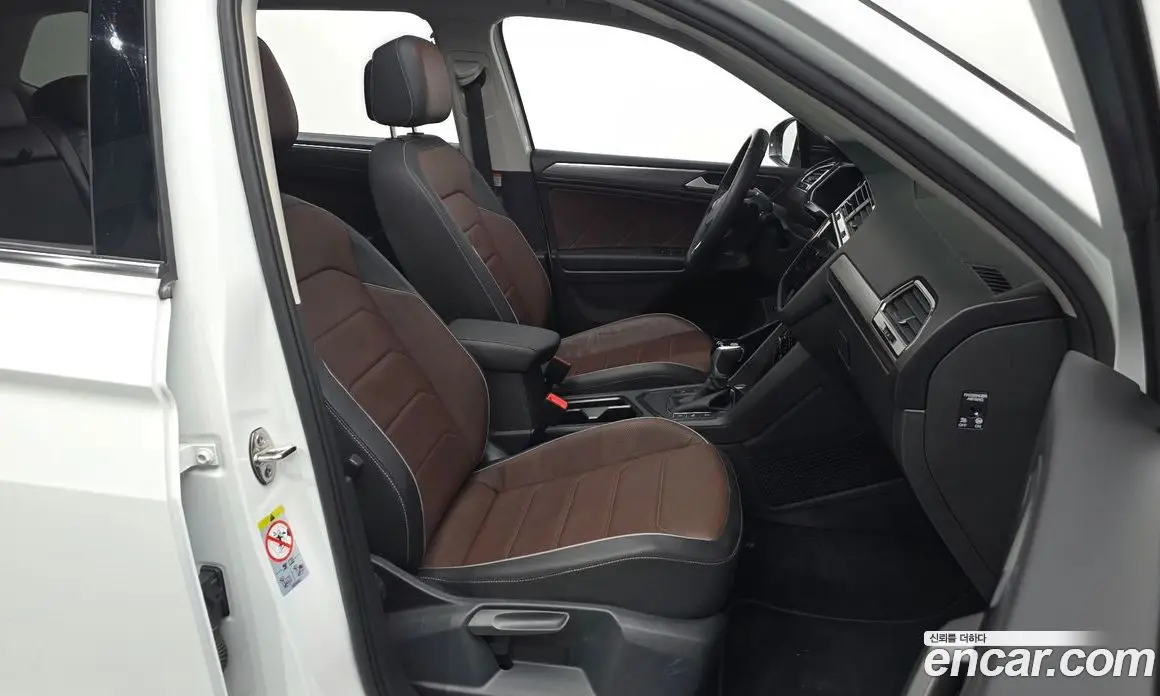 Volkswagen Tiguan 2024 2.0 автомат (гидро), фото 16