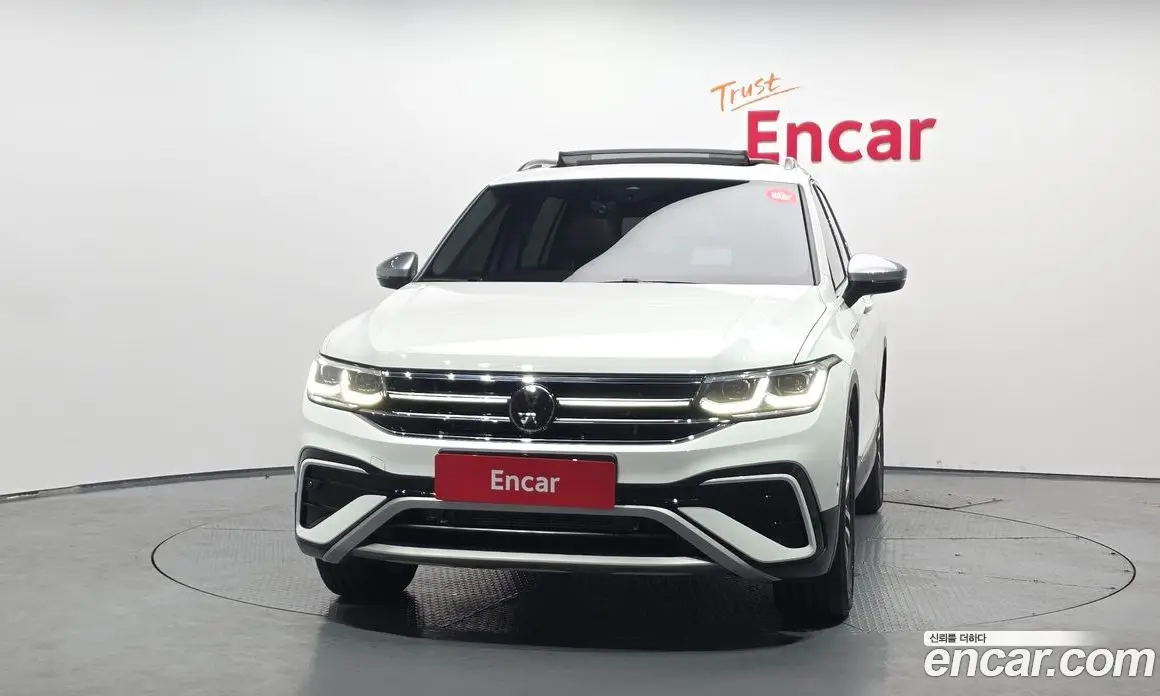 Volkswagen Tiguan 2024 2.0 автомат (гидро), фото 3