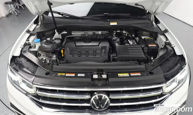 Volkswagen Tiguan 2024 2.0 автомат (гидро), миниатюра 6