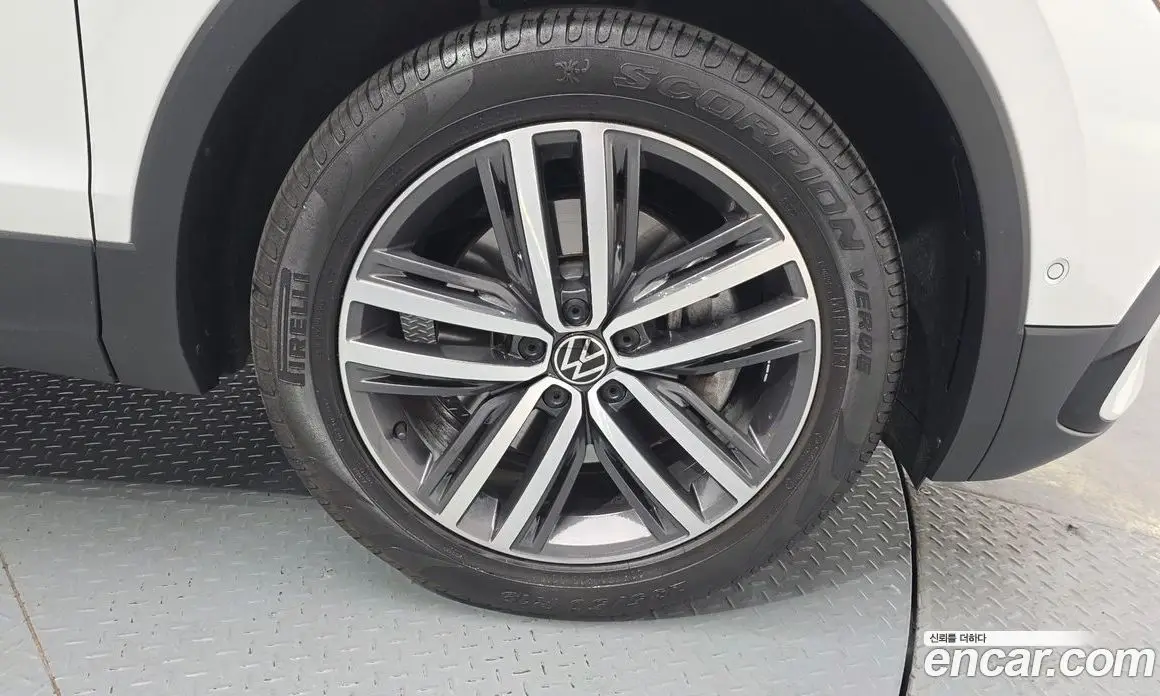 Volkswagen Tiguan 2024 2.0 автомат (гидро), фото 7