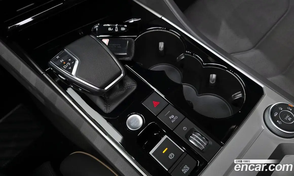Volkswagen Touareg 2023 3.0 автомат (гидро), фото 12 Volkswagen Touareg 2023 3.0 автомат (гидро), фото 12