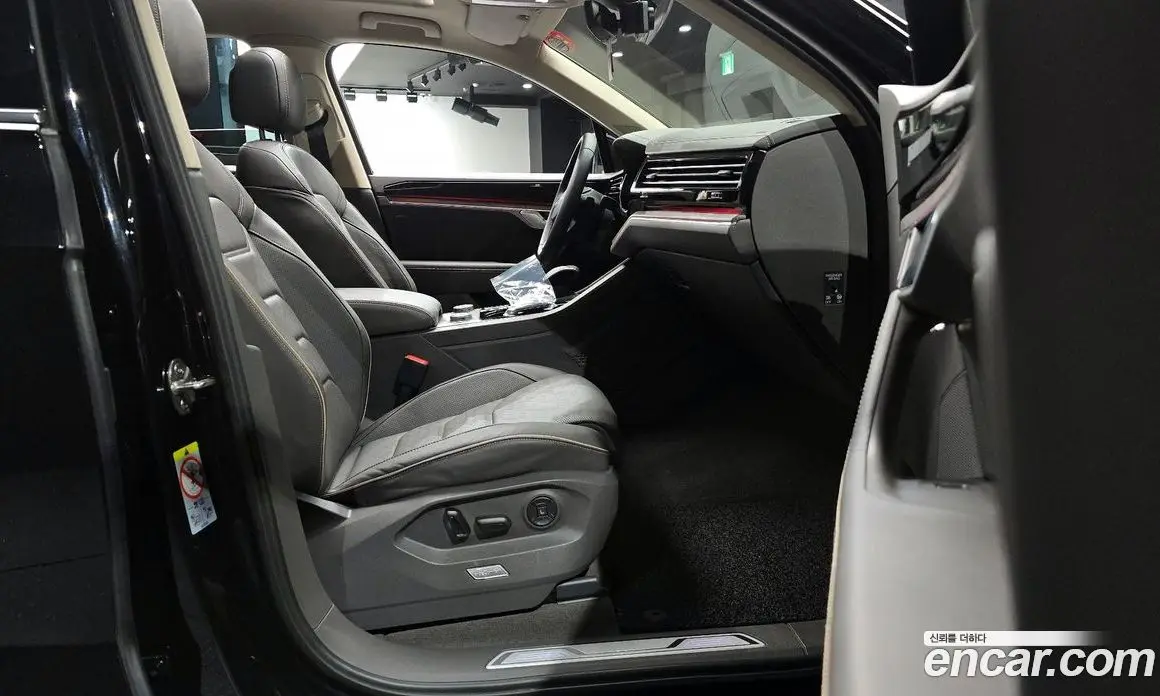 Volkswagen Touareg 2023 3.0 автомат (гидро), фото 16 Volkswagen Touareg 2023 3.0 автомат (гидро), фото 16