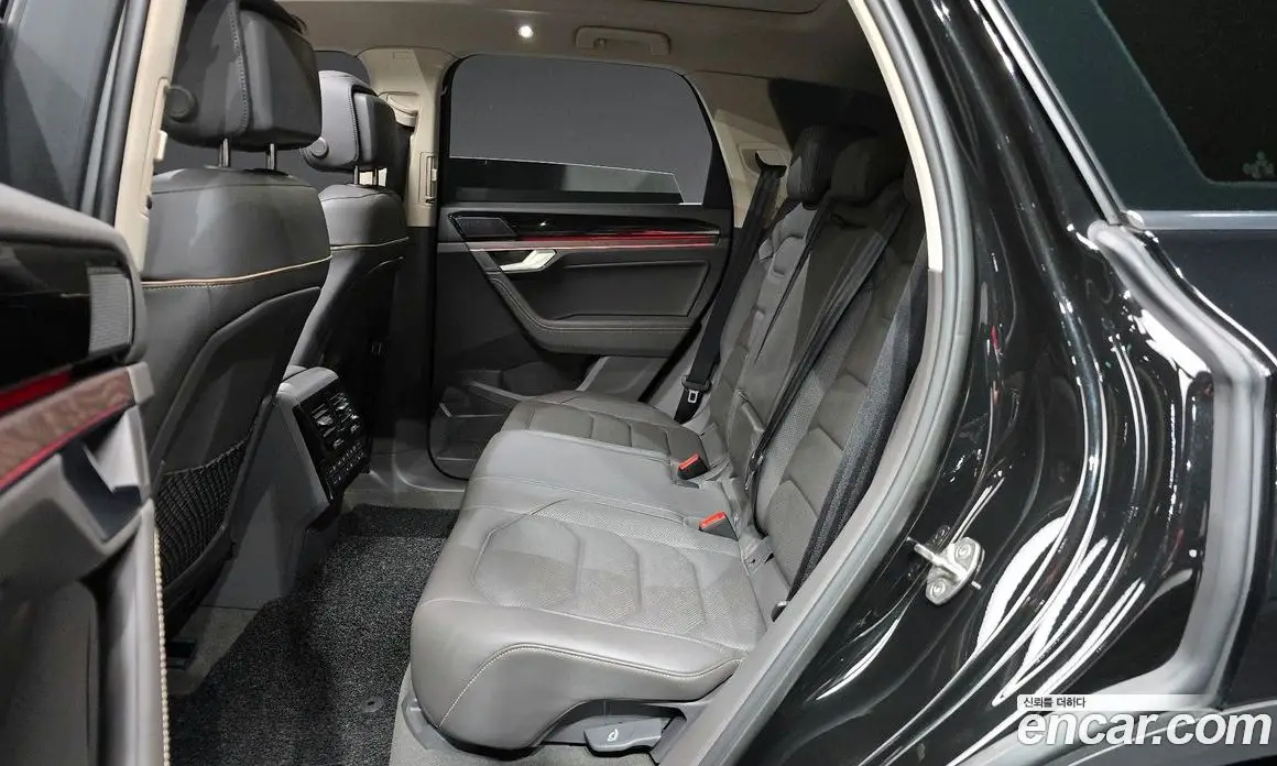 Volkswagen Touareg 2023 3.0 автомат (гидро), фото 18 Volkswagen Touareg 2023 3.0 автомат (гидро), фото 18